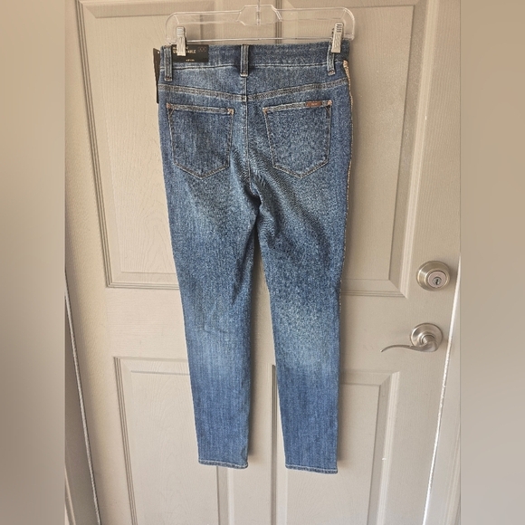 Chico's So Slimming Side-Stripe Girlfriend Ankle Jeans WOMEN'S Size 0 Blue 28x28 - Picture 10 of 13